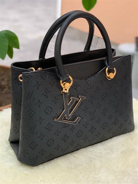 louis vuitton sac noir femme|sac Louis Vuitton femme soldes.